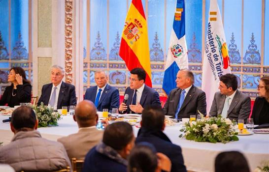 RD logra acuerdos por m&aacute;s de US$13,370 millones en Fitur 2026