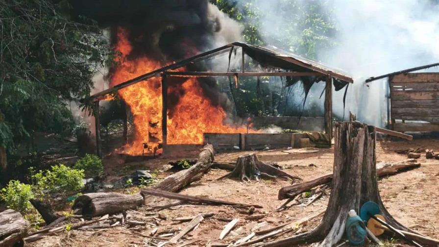 Nueve muertos tras explosión en un laboratorio de cocaína en Colombia Nueve muertos tras explosión en un laboratorio de cocaína en Colombia