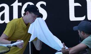 Fuerte ola de calor provoca la interrupci&oacute;n de los partidos en el Abierto de Australia