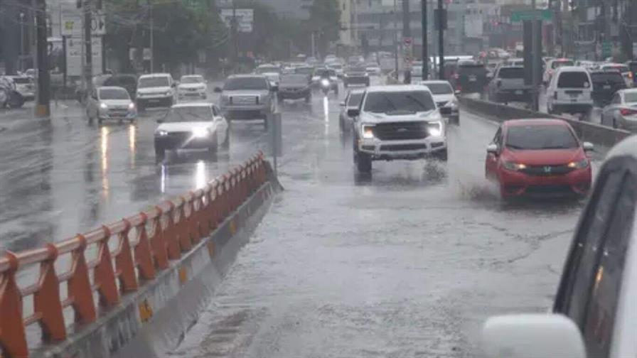 El COE declara alerta verde para el Distrito Nacional, Santo Domingo y San Cristóbal El COE declara alerta verde para el Distrito Nacional, Santo Domingo y San Cristóbal