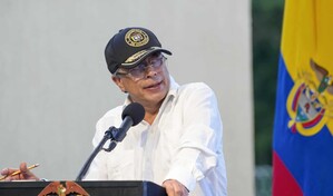 Petro convoca movilizaciones tras suspensi&oacute;n del decreto que aument&oacute; el salario m&iacute;nimo