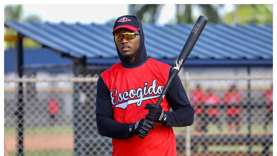 Junior Lake y la experiencia que marca el éxito de los Leones del Escogido Junior Lake y la experiencia que marca el éxito de los Leones del Escogido