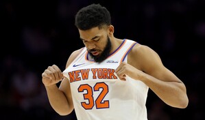 Los Hornets alejan a los Knicks de la segunda plaza; Towns anotó 13 puntos