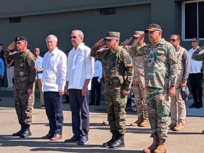 Kast presenta en Chile plan para frenar la inmigración irregular