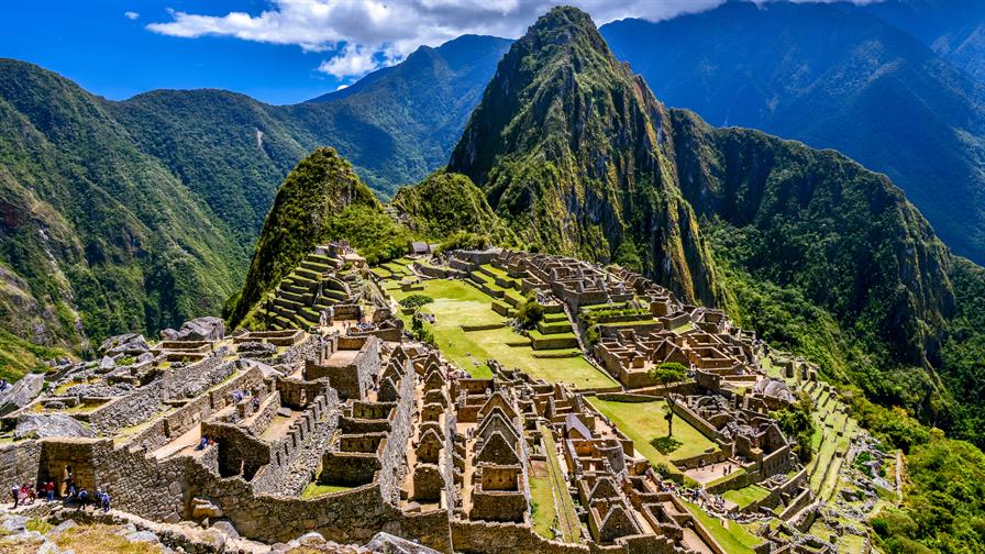 Un desprendimiento de tierra provoca el cierre del camino amazónico hacia Machu Picchu Un desprendimiento de tierra provoca el cierre del camino amazónico hacia Machu Picchu