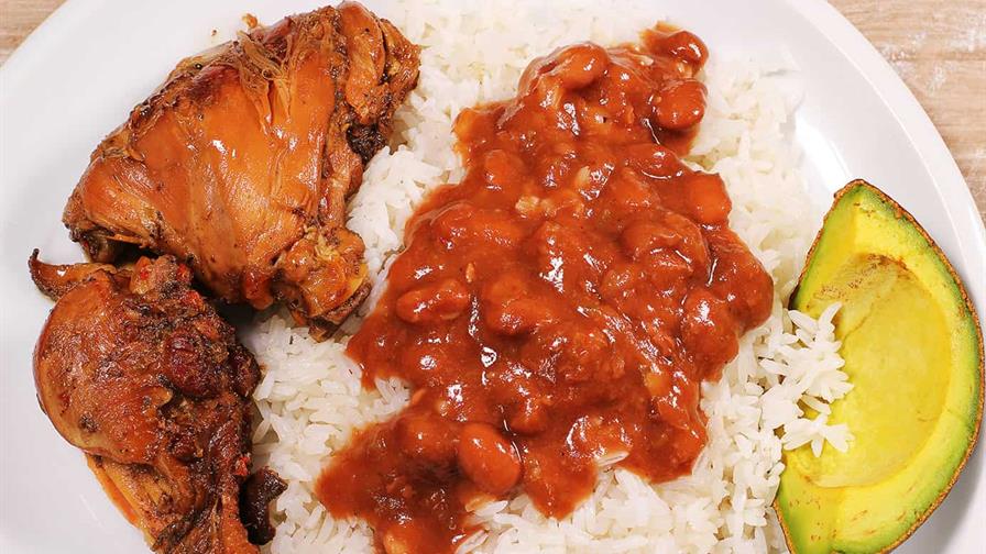 Leonel Fern&aacute;ndez celebra la Patria revelando sus preferencias gastron&oacute;micas