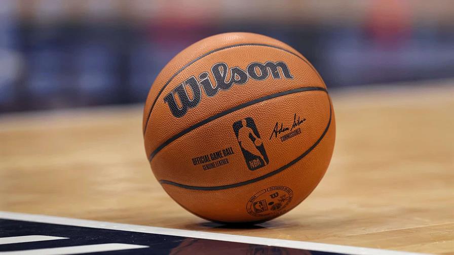 Los Mavericks se quedan bloqueados por una tormenta y la NBA aplaza su partido contra los Bucks