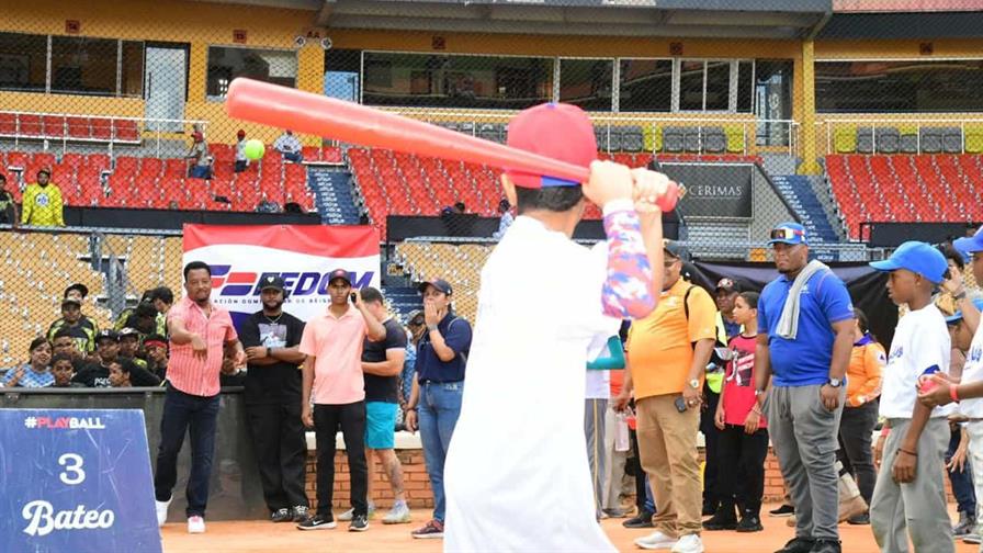 Fedom y MLB realizan cl&iacute;nica regional en Santiago para ni&ntilde;os de 14 provincias