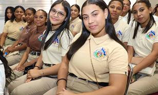 Abinader anuncia 400 becas para estudiantes de Dajab&oacute;n durante lanzamiento de Extensi&oacute;n del Loyola