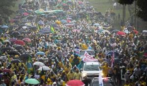 Sube a 40 el n&uacute;mero de hospitalizados por rayo que cay&oacute; cerca de seguidores de Bolsonaro en Brasil