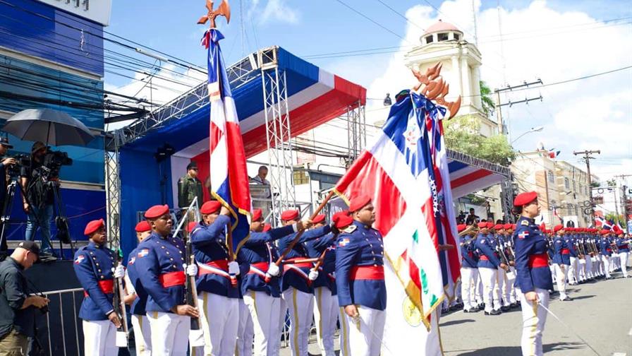 Desfile patriótico recuerda legado de Duarte en su 213 aniversario Desfile patriótico recuerda legado de Duarte en su 213 aniversario