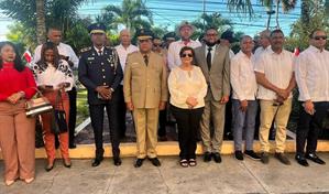 Autoridades de El Seibo conmemoran los 213 a&ntilde;os del natalicio de Juan Pablo Duarte