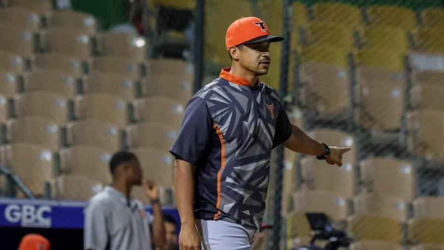 V&iacute;ctor Est&eacute;vez, m&aacute;nager de los Toros: la mentalidad es seguir inning por inning