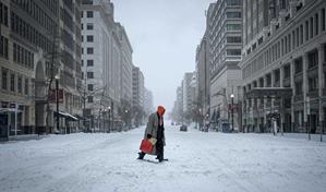 Suben a 18 los muertos por tormenta invernal en Estados Unidos