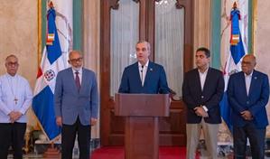 Abinader designa comisi&oacute;n de veedur&iacute;a que supervisar&aacute; ejecuci&oacute;n de obras deportivas