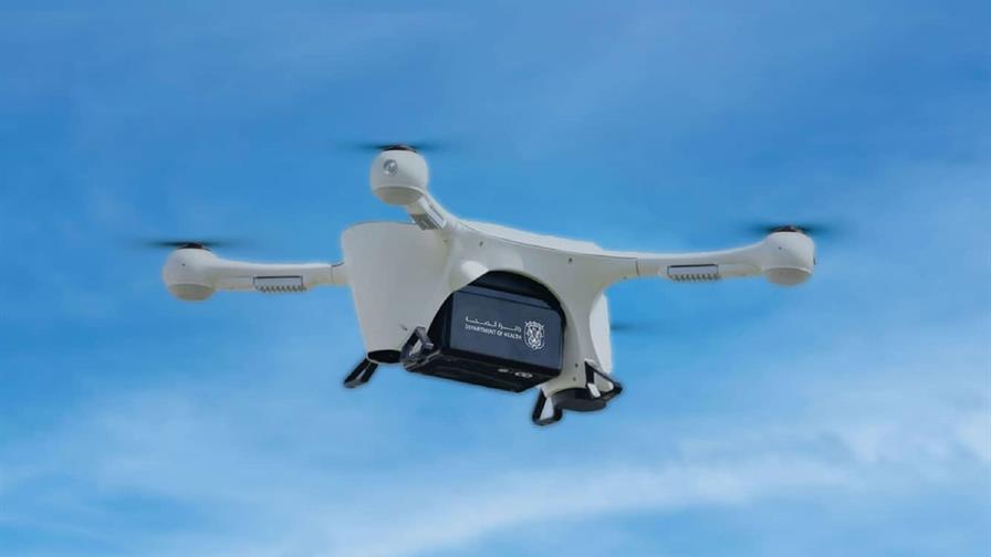 Abu Dabi lanza un proyecto piloto para transportar muestras de sangre con drones
