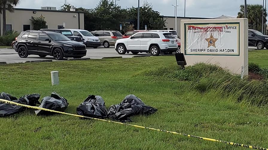 Un informe revela abusos y uso de elementos tóxicos en un centro migratorio en Florida Un informe revela abusos y uso de elementos tóxicos en un centro migratorio en Florida