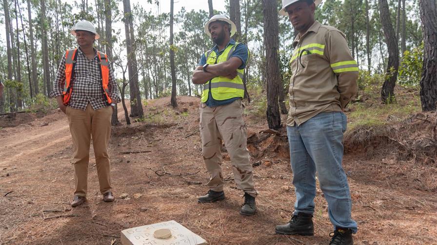 En Rep&uacute;blica Dominicana se busca oro y otros metales en 17 provincias