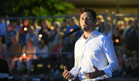 Alcalde de Mine&aacute;polis dice que algunos efectivos de inmigraci&oacute;n se ir&aacute;n de la urbe ma&ntilde;ana