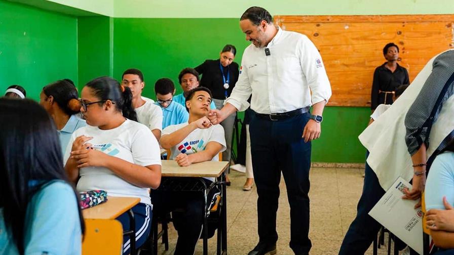 El cabildo: cuando la democracia empieza en el barrio (clase 18) El cabildo: cuando la democracia empieza en el barrio (clase 18)
