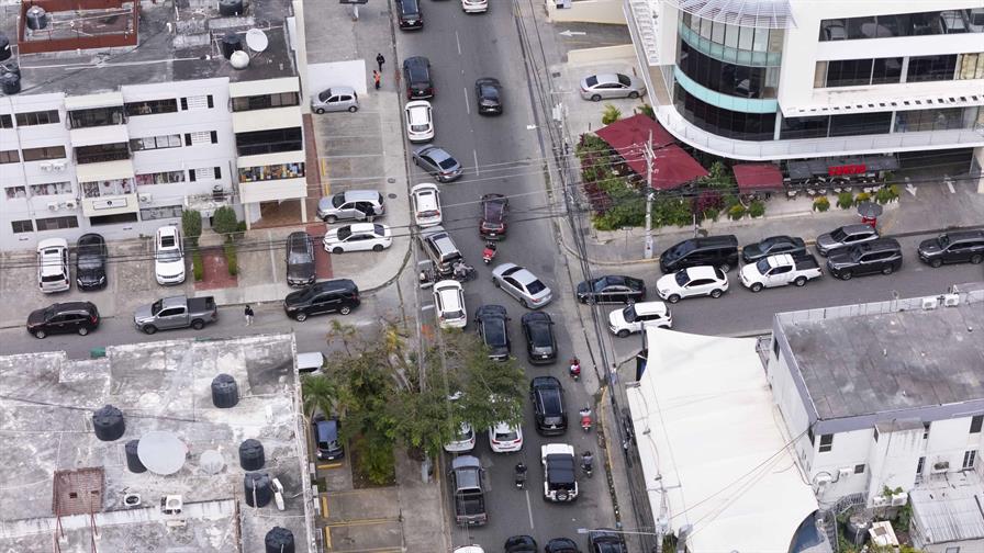 Tránsito y transporte: el abismo donde naufragan la decencia, la tolerancia y la salud mental Tránsito y transporte: el abismo donde naufragan la decencia, la tolerancia y la salud mental