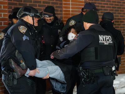 Casi 70 detenidos por protesta en Nueva York por tema migratorio