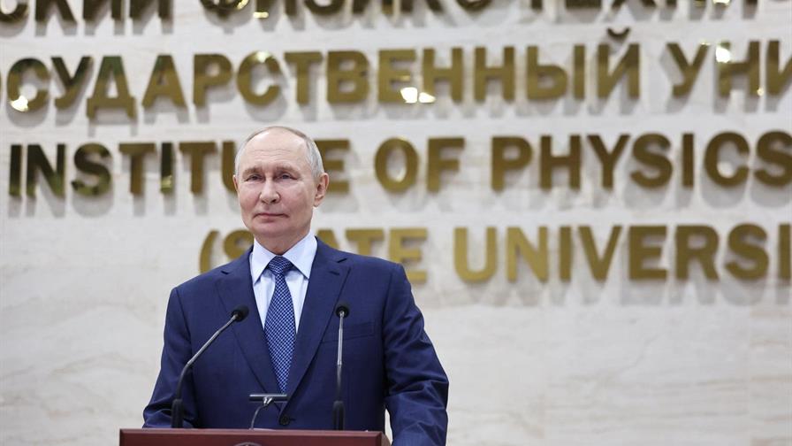 El Kremlin se muestra dispuesto a organizar una reunión entre Putin y Zelenski en Moscú El Kremlin se muestra dispuesto a organizar una reunión entre Putin y Zelenski en Moscú