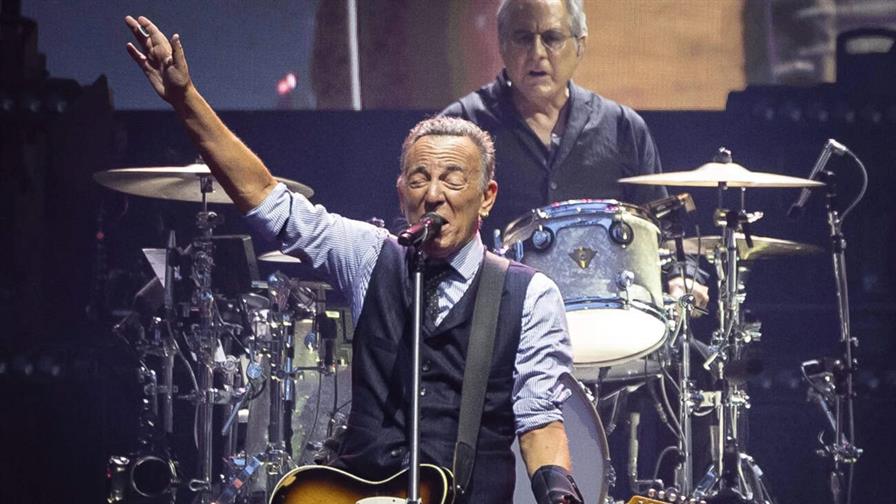 Bruce Springsteen lanza canci&oacute;n protesta contra ICE tras muertes en Mine&aacute;polis