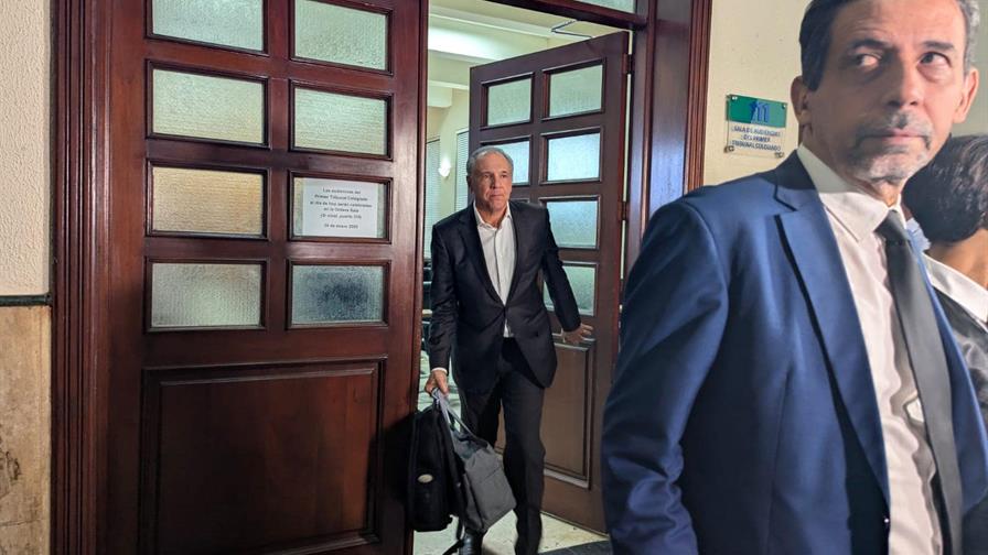 Defensa de Peralta afirma que no existe una sola prueba que lo vincule con actos de corrupción