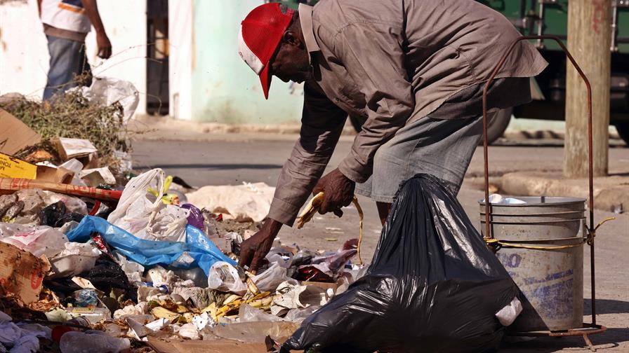 Embajadas y empresas en Cuba revisan sus planes de evacuaci&oacute;n ante la presi&oacute;n de EE.UU.