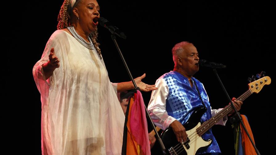 El grupo Síntesis celebra medio siglo con un estilo musical único en Cuba y el mundo El grupo Síntesis celebra medio siglo con un estilo musical único en Cuba y el mundo