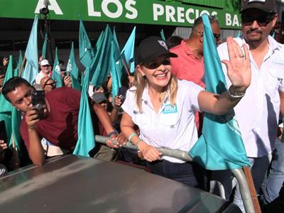 Una derechista de mano dura se proyecta como presidenta en Costa Rica