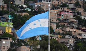 Honduras mantendr&aacute; exoneraci&oacute;n de multa a migrantes indocumentados