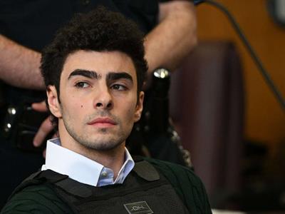 Mangione denuncia doble enjuiciamiento en su contra