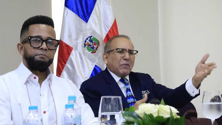 Anthony Santos reconoce paternidad y su defensa explica por qu&eacute; a&uacute;n no la ha declarado p&uacute;blicamente