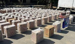 Ocupan 1.6 millones de cigarrillos clandestinos y detienen cuatro personas en Santiago