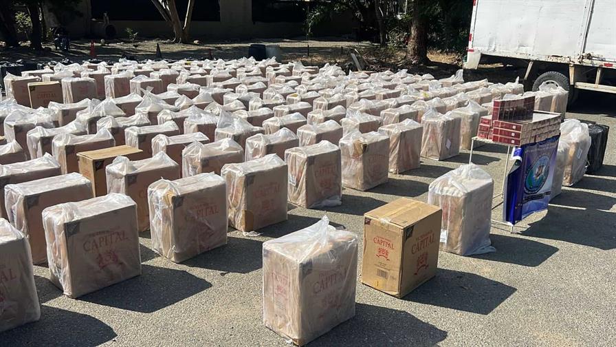 Ocupan 1.6 millones de cigarrillos clandestinos y detienen cuatro personas en Santiago