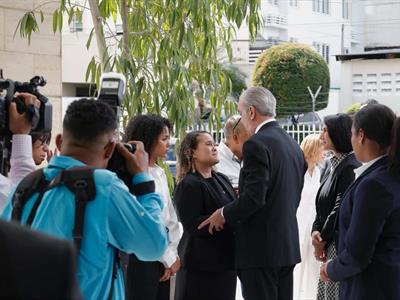 Abinader dice por qué Alburquerque no fue funcionario de su gobierno