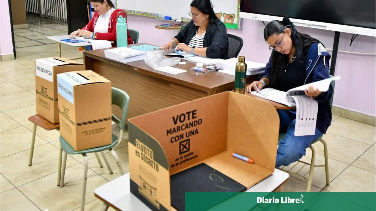 Inicia elección presidencial en Costa Rica