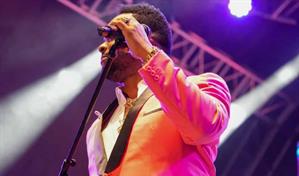 Yiyo Sarante y Shadow Blow animan apertura del Carnaval Vegano 2026