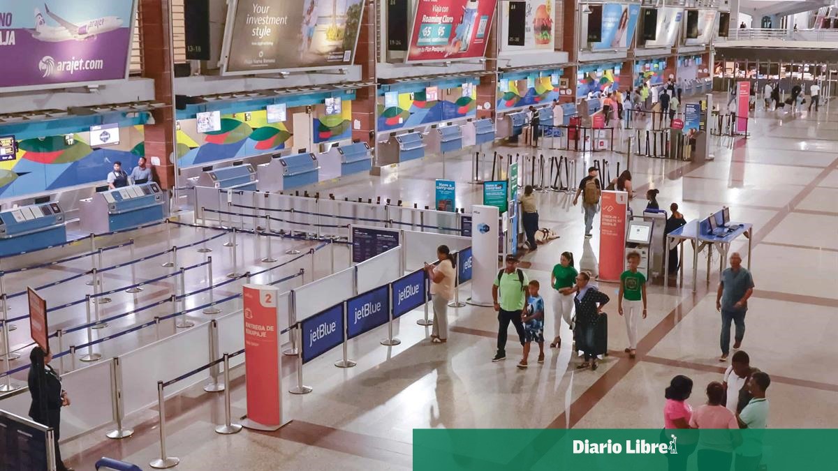 Vuelos cancelados desde y hacia RD por tormenta invernal en EEUU