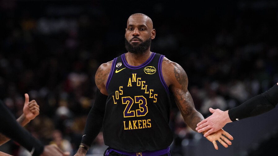 LeBron James se une a Philadelphia 76ers en busca de un nuevo campeonato