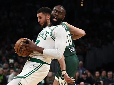 NBA: Los Celtics destrozan a unos Bucks en caída libre