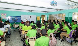 La sobrepoblaci&oacute;n en las aulas limita el aprendizaje en los alumnos