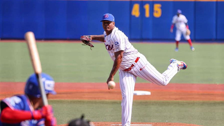 El dominicano Enny Romero doblegó una fiebre antes de vencer a Cangrejeros de Santurce El dominicano Enny Romero doblegó una fiebre antes de vencer a Cangrejeros de Santurce