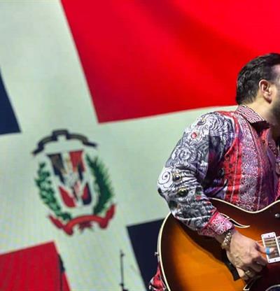 Coca-Cola Music Hall se llena para el concierto de El Chaval de la Bachata