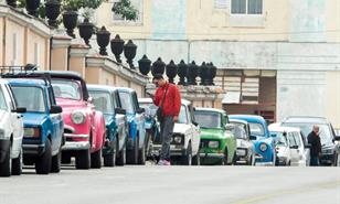 Cuba, sin divisas ni combustible y con pocos turistas, vive a la deriva