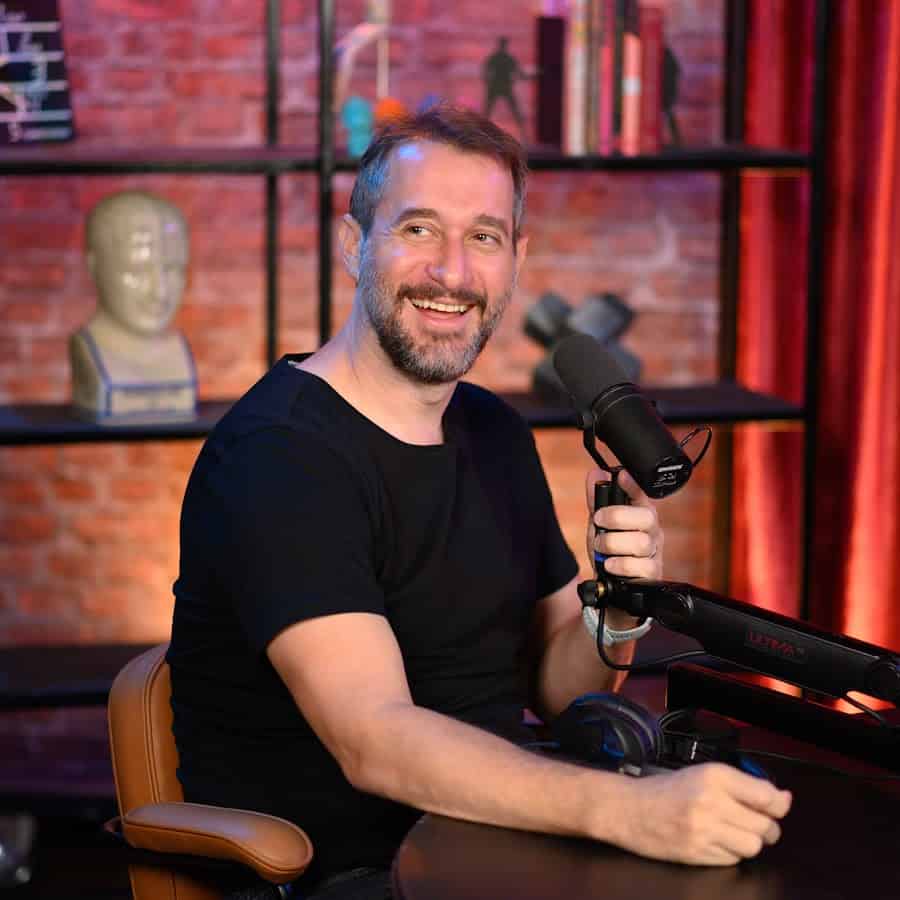 Carlos S&aacute;nchez, destacado humorista.