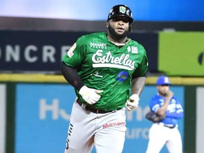 Miguel Sanó firma por 2 años con las Estrellas