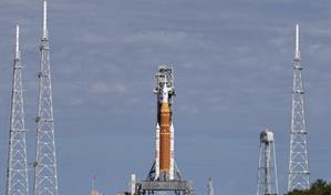 La misi&oacute;n tripulada a la Luna se aplaza tras parar las pruebas por fuga de combustible